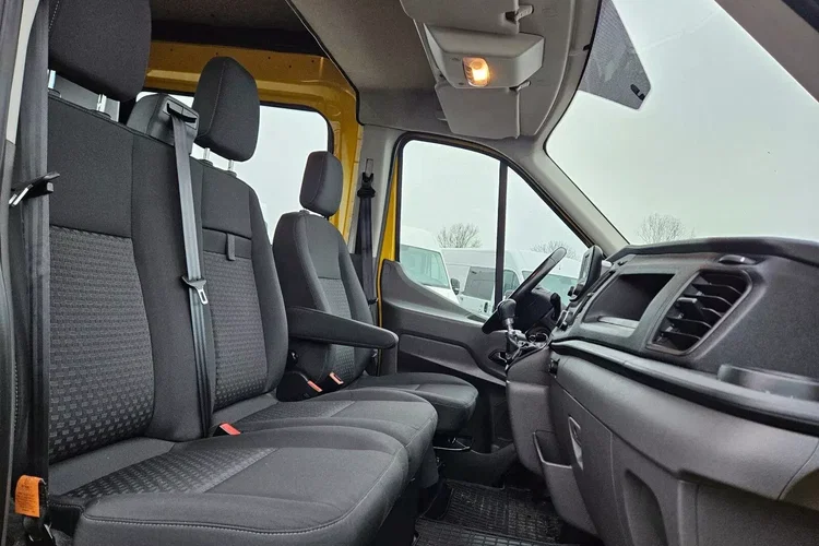 Ford transit L3H2 79900zł NETTO Brygadówka 6 osób 2.0TdCi/131KM zdjęcie 29