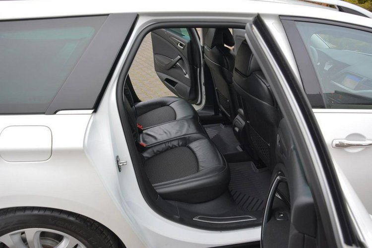 Citroen C5 Exclusive Biała Perła Skóry Bi-Xenon Ledy Navi Masaże Hydro Aso zdjęcie 14