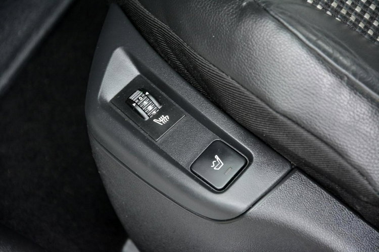 Citroen C5 Exclusive Biała Perła Skóry Bi-Xenon Ledy Navi Masaże Hydro Aso zdjęcie 24