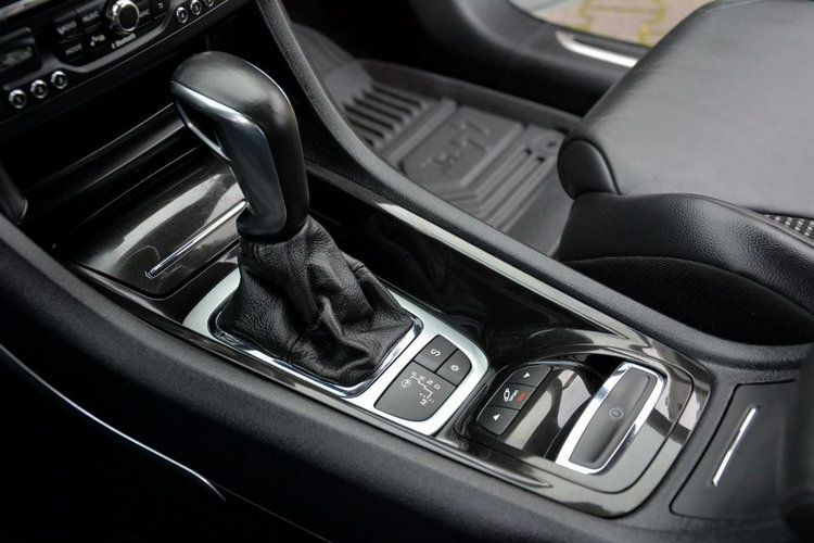 Citroen C5 Exclusive Biała Perła Skóry Bi-Xenon Ledy Navi Masaże Hydro Aso zdjęcie 30