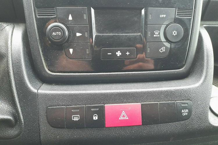 Jumper Citroen Jumjper 2.2 HDI 150 kM L3H2 klimatyzacja zdjęcie 13