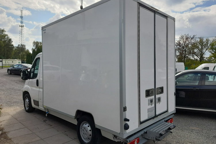 Fiat Ducato Chłodnio-mroźnia z hakami do mięsa zdjęcie 4