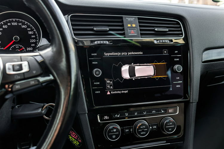 Volkswagen Golf 1.5_Benzyna_150KM_155 tyś. km zdjęcie 17