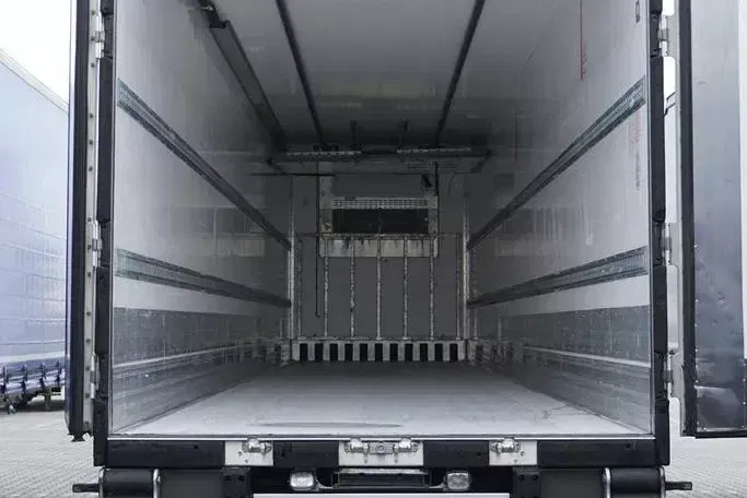 Lamberet / CHŁODNIA / CARRIER 1950 / MULTITEMPERATURA / OŚ PODNOSZONA zdjęcie 10