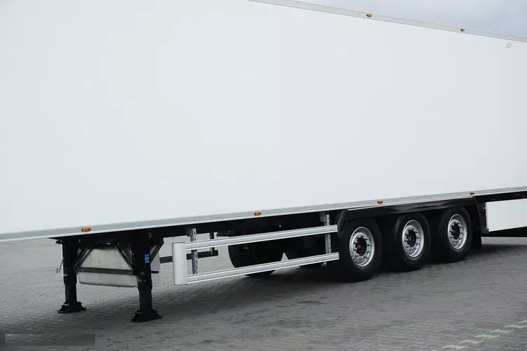 Lamberet / CHŁODNIA / CARRIER 1950 / MULTITEMPERATURA / OŚ PODNOSZONA zdjęcie 12