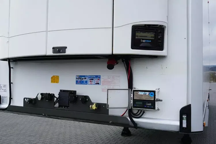 Lamberet / CHŁODNIA / CARRIER 1950 / MULTITEMPERATURA / OŚ PODNOSZONA zdjęcie 23