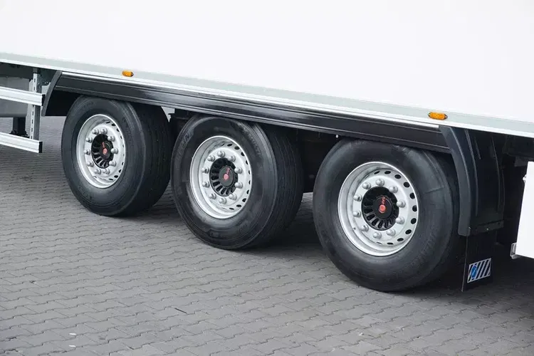 Lamberet / CHŁODNIA / CARRIER 1950 / MULTITEMPERATURA / OŚ PODNOSZONA zdjęcie 8