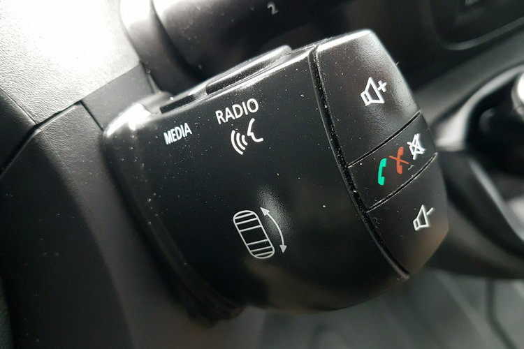 Renault Master CHŁODNIA AGREGAT 6EP IZOTERMA 3.33x2.11x2.00 KLIMA DMC 3500 KG zdjęcie 26