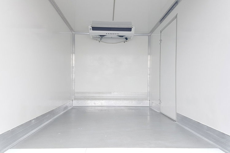 Renault Master CHŁODNIA AGREGAT 6EP IZOTERMA 3.33x2.11x2.00 KLIMA DMC 3500 KG zdjęcie 21