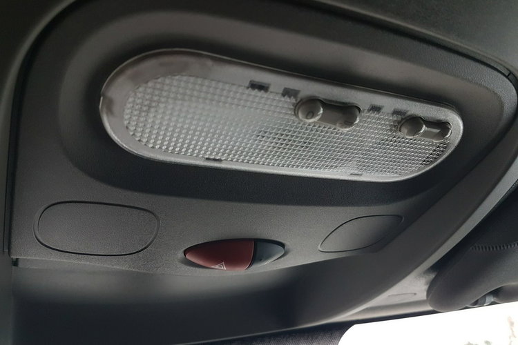 Renault Master CHŁODNIA AGREGAT 6EP IZOTERMA 3.33x2.11x2.00 KLIMA DMC 3500 KG zdjęcie 36