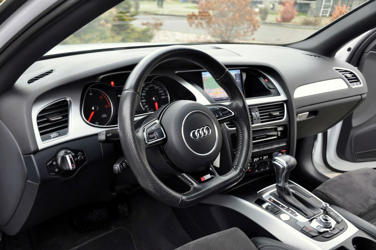 Audi A4 2.0TDI(177KM) Lift S-line Quattro Xenon Led Navi Skóry El.Klapa Alu18" zdjęcie 24