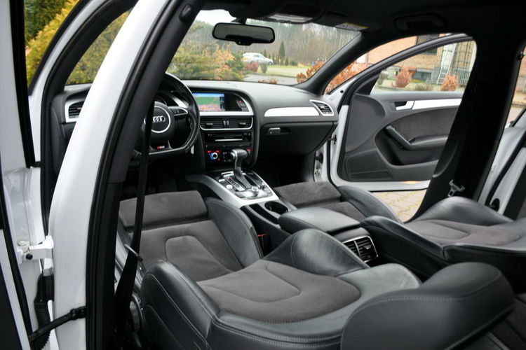Audi A4 2.0TDI(177KM) Lift S-line Quattro Xenon Led Navi Skóry El.Klapa Alu18" zdjęcie 29