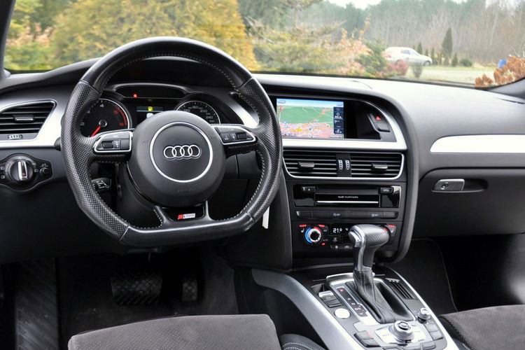 Audi A4 2.0TDI(177KM) Lift S-line Quattro Xenon Led Navi Skóry El.Klapa Alu18" zdjęcie 31