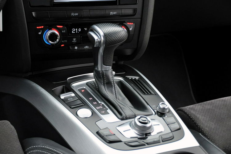 Audi A4 2.0TDI(177KM) Lift S-line Quattro Xenon Led Navi Skóry El.Klapa Alu18" zdjęcie 35