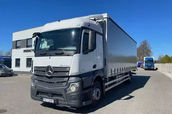 Mercedes ACTROS 1827, Firanka 9, 5 m