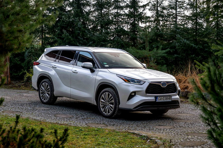 Toyota Highlander Prestige + Pakiet TECH / 2.5 Hybrid / 2kpl opon / Salon PL / Bezwypadk zdjęcie 