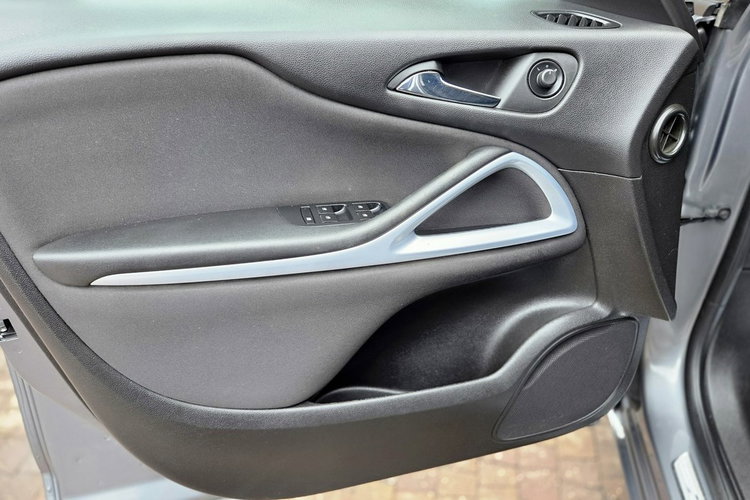Opel Zafira 1.6 TURBO . 120 lat OPLA, Salon PL, serwis , F.vat 23% LED, Andriod. zdjęcie 36