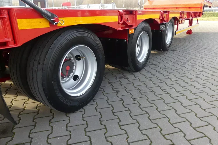 JANMIL NISKOPODWOZIOWA / FABRYCZNIE NOWA / BOGATE WYPOSAŻENIE / zdjęcie 27