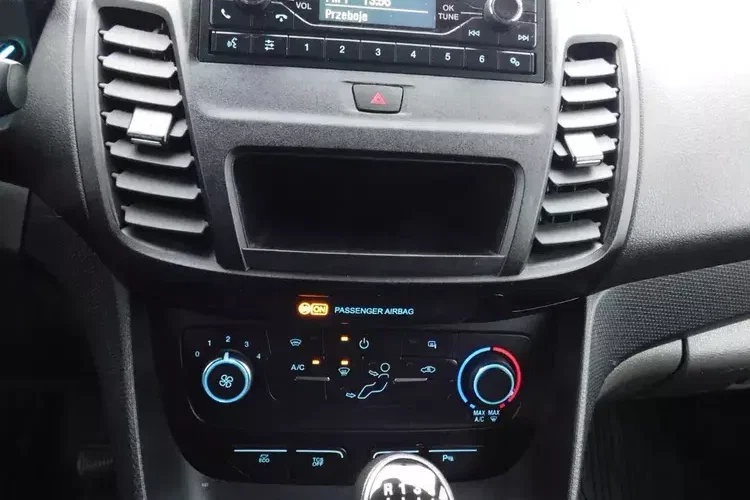 Ford Connect zdjęcie 9