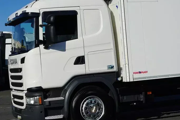 Scania G 490 / EURO 6 / CHŁODNIA + WINDA / 23 PALETY / OŚ SKRĘTNA zdjęcie 24