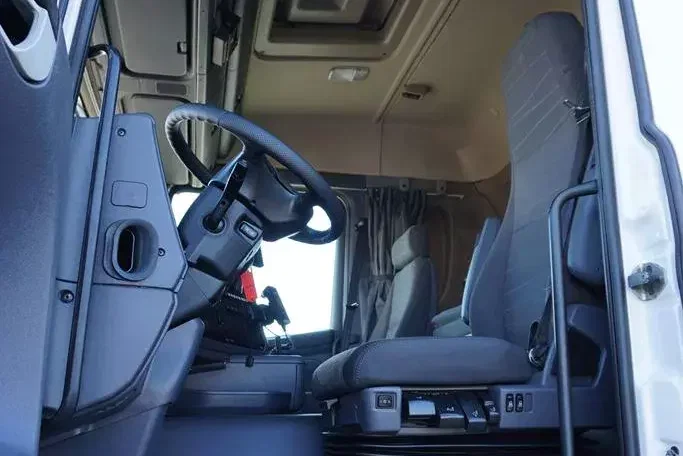 Scania G 490 / EURO 6 / CHŁODNIA + WINDA / 23 PALETY / OŚ SKRĘTNA zdjęcie 7