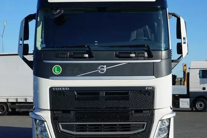 Volvo FH / 420 / ACC / EURO 6 / FIRANKA + WINDA / 19 PALET / OŚ SKRĘTNA zdjęcie 14