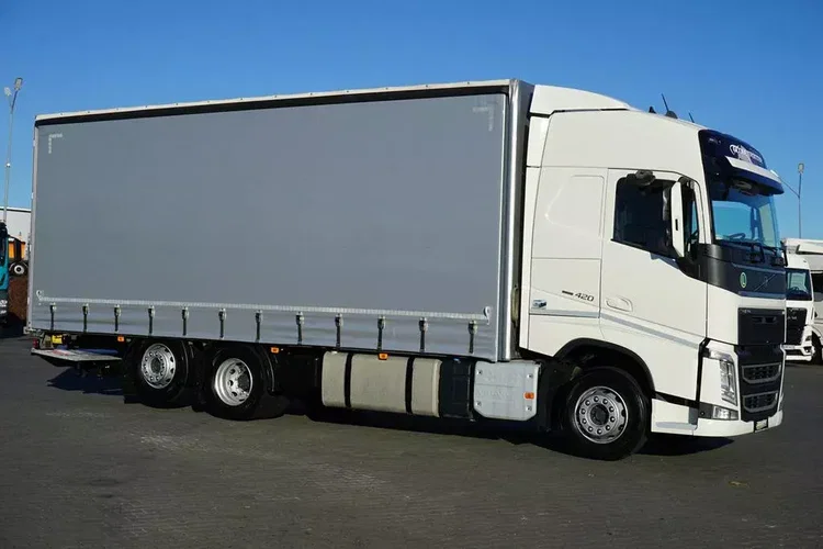 Volvo FH / 420 / ACC / EURO 6 / FIRANKA + WINDA / 19 PALET / OŚ SKRĘTNA zdjęcie 4