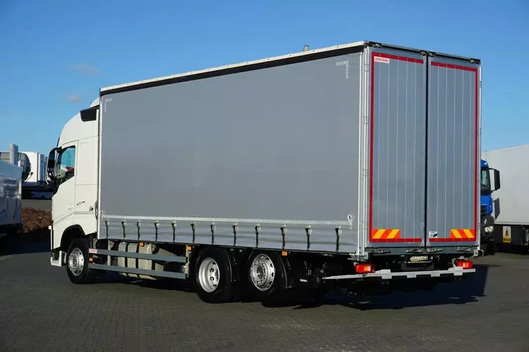 Volvo FH / 420 / ACC / EURO 6 / FIRANKA + WINDA / 19 PALET / OŚ SKRĘTNA zdjęcie 6