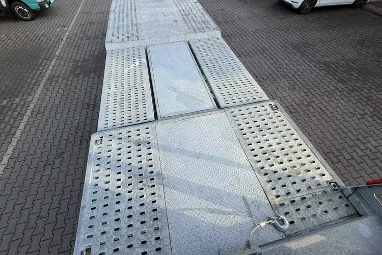 Iveco EUROCARGO 120E25 E6 Laweta Zagłebiana Platforma Pomoc Drogowa zdjęcie 46