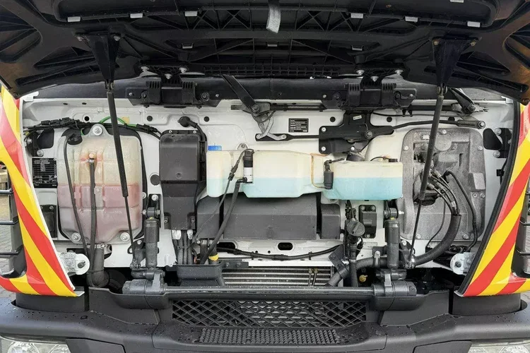 Iveco EUROCARGO 120E25 E6 Laweta Zagłebiana Platforma Pomoc Drogowa zdjęcie 29