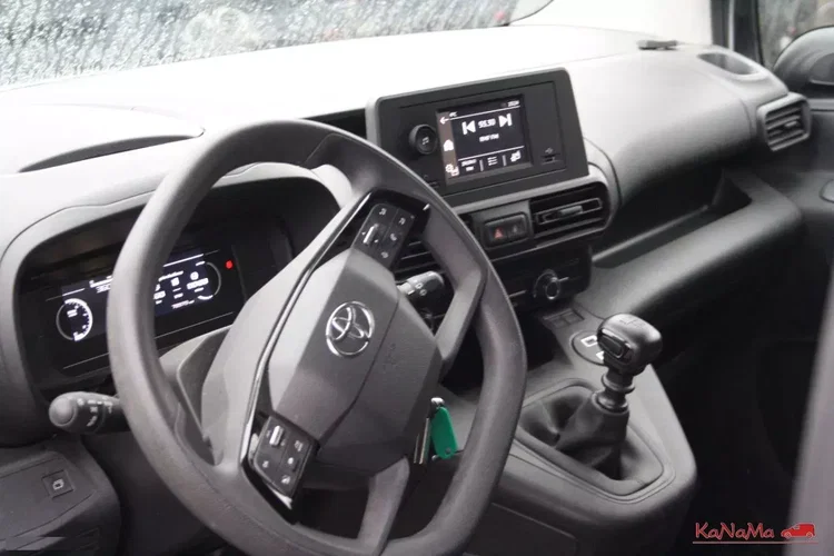 Toyota Proace City zdjęcie 2