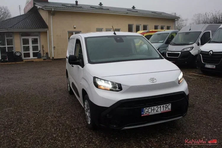 Toyota Proace City zdjęcie 8