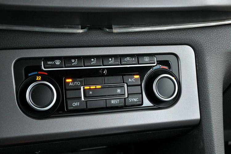 Volkswagen Amarok 2.0TDI(180KM) Lift 4Motion Duża Navi Kamera Progi Skóry 2xParkt Alu19" zdjęcie 32