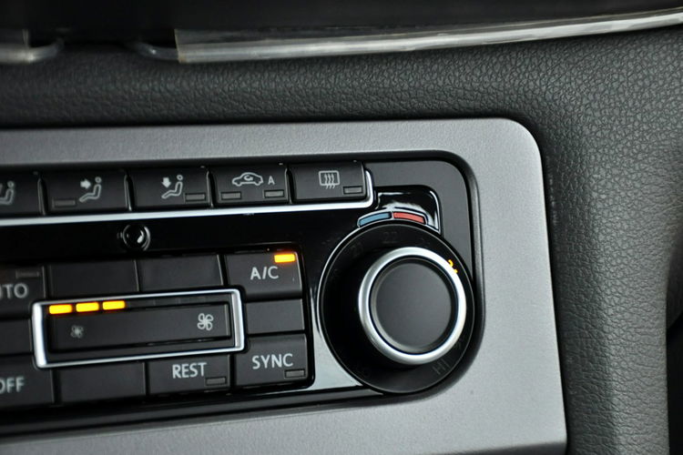 Volkswagen Amarok 2.0TDI(180KM) Lift 4Motion Duża Navi Kamera Progi Skóry 2xParkt Alu19" zdjęcie 33