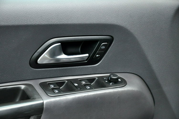 Volkswagen Amarok 2.0TDI(180KM) Lift 4Motion Duża Navi Kamera Progi Skóry 2xParkt Alu19" zdjęcie 37