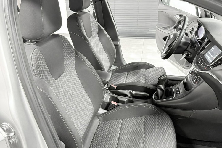 Opel Astra 1.6CDTi 110KM COSMO INNOVATION Plus Klimatronic NAVI Led Polski Salon zdjęcie 14
