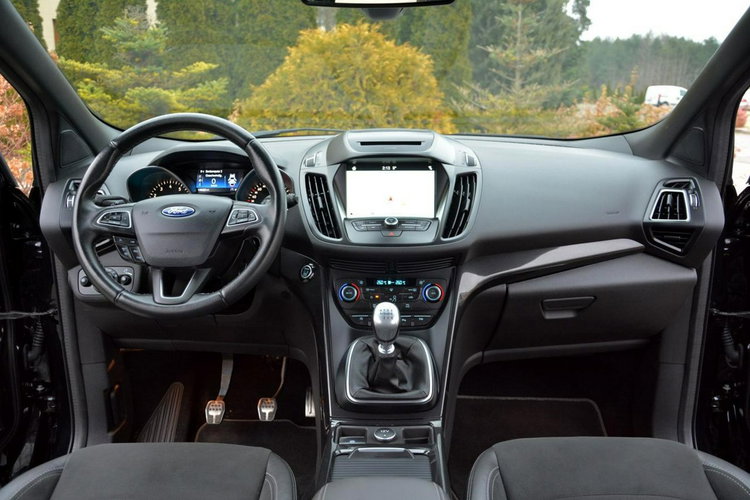 Ford Kuga ST-Line El.Fotel Radar Navi Skóry Ledy Kamera El. Klapa ParkAssist zdjęcie 25