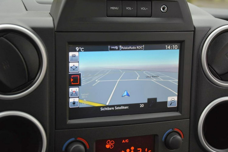 Citroen Berlingo Multispace Ledy Klimatronic duża Navi AppleCar Parktronic aso Hak zdjęcie 26