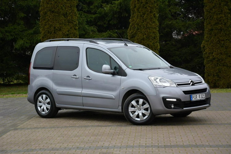 Citroen Berlingo Multispace Ledy Klimatronic duża Navi AppleCar Parktronic aso Hak zdjęcie 3