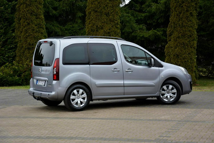 Citroen Berlingo Multispace Ledy Klimatronic duża Navi AppleCar Parktronic aso Hak zdjęcie 5