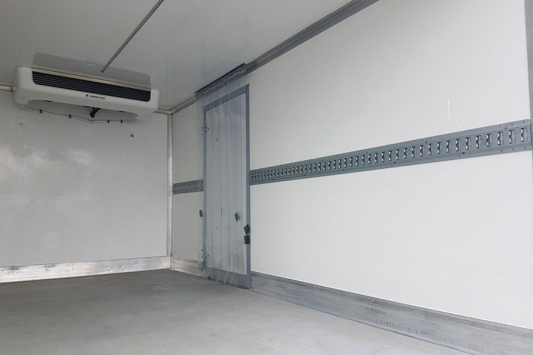 Renault Master 8EP CHŁODNIA MROŹNIA 4.21x2.11x2.01 IZOTERMA AGREGAT THERMO KING V-500 zdjęcie 21