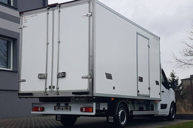 Renault Master 8EP CHŁODNIA MROŹNIA 4.21x2.11x2.01 IZOTERMA AGREGAT THERMO KING V-500 zdjęcie 29