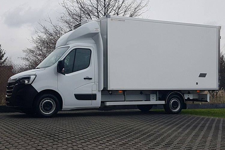 Renault Master 8EP CHŁODNIA MROŹNIA 4.21x2.11x2.01 IZOTERMA AGREGAT THERMO KING V-500 zdjęcie 40