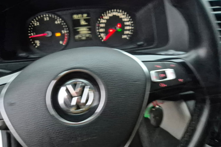 Transporter Volkswagen T6 2.0 TDI LONG zdjęcie 24