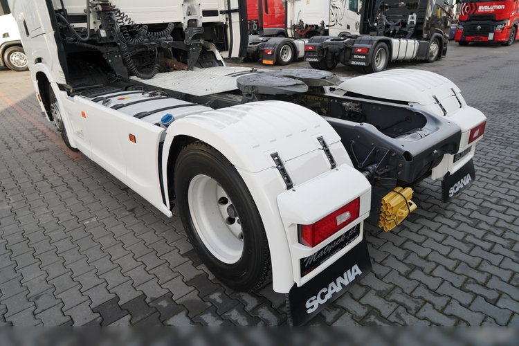 Scania S 450 / KLIMA POSTOJOWA / CAŁA NA PODUSZKACH / NAVI  zdjęcie 14