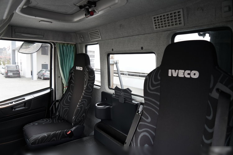 Iveco TRAKKER 450 / 8x4 / WYWROTKA / HYDROBURTA / BORDMATIC / EURO 6 /  zdjęcie 37