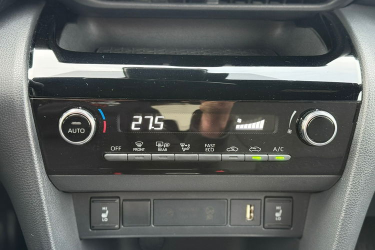 Toyota Yaris Cross I Właściel Salon Polska Gwaranacja 2026 zdjęcie 25