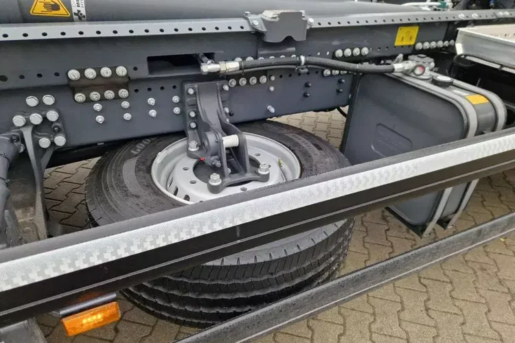 Scania P 420 B6x2 4NA zdjęcie 22