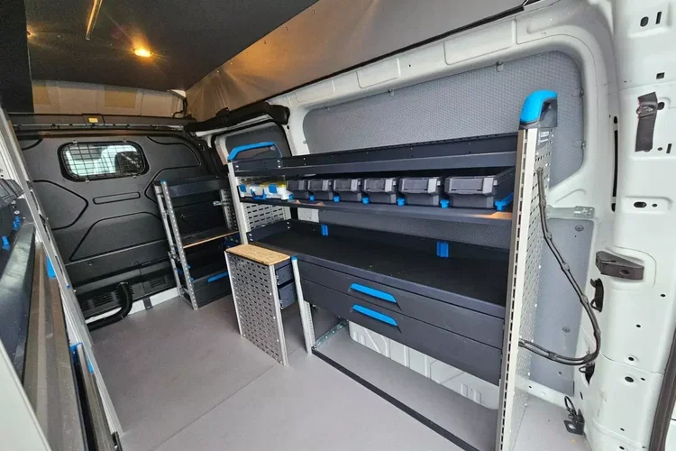 Ford transit-custom L2H2 69900zł NETTO Zabudowa warsztatowa 2.0TdCi/170KM zdjęcie 17