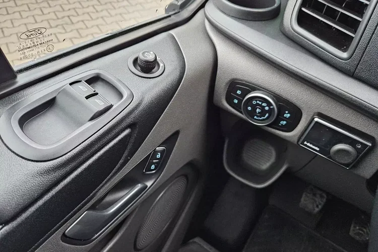Ford transit-custom L2H2 69900zł NETTO Zabudowa warsztatowa 2.0TdCi/170KM zdjęcie 23